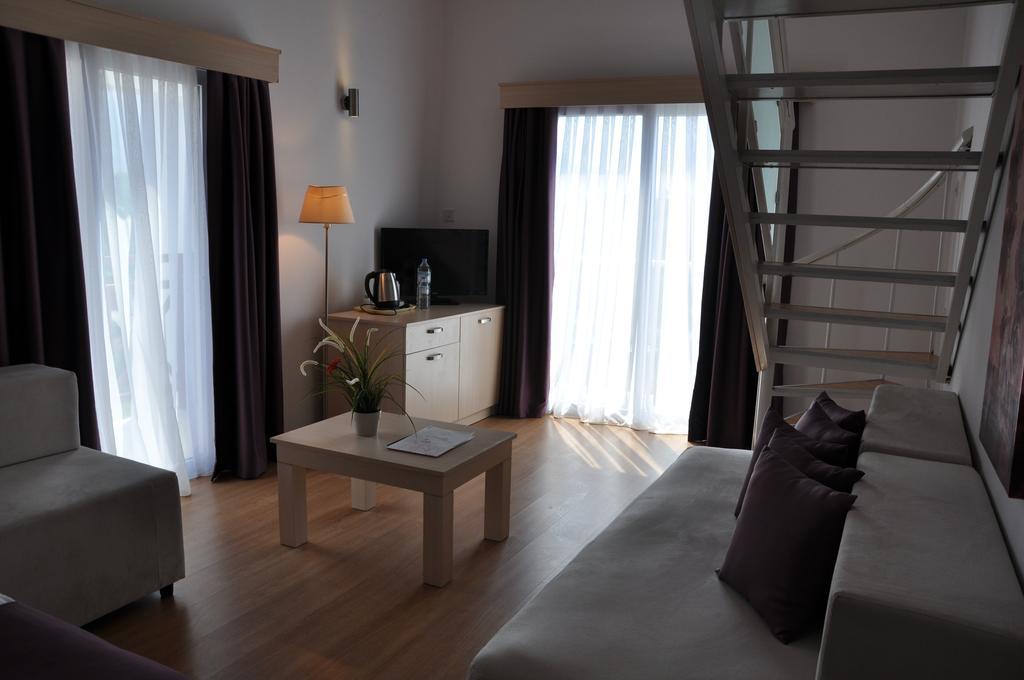 Manolya Hotel 라피토스 외부 사진